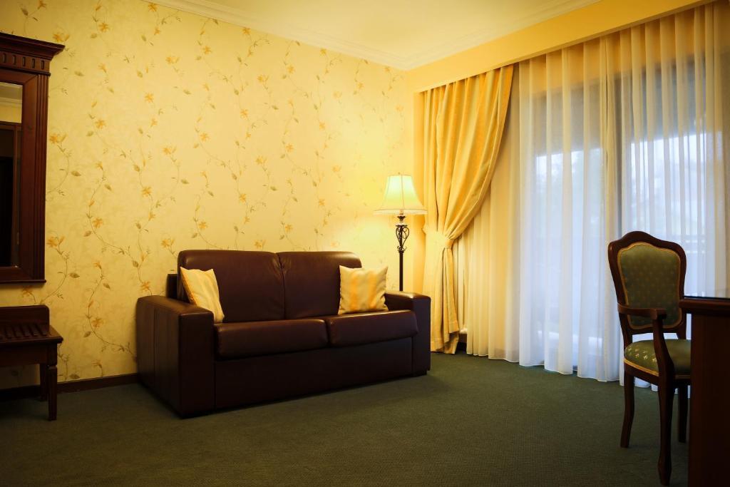Hotel Foisorul Cu Flori Sinaia Eksteriør bilde
